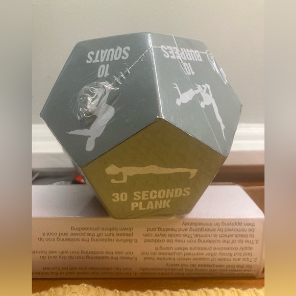 TIKTOK Portable Fitness Jumbo Foam Exercise Sports Dice New - Picture 1 of 5